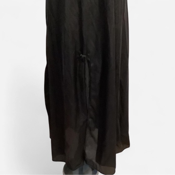 Sexy Vintage Chemise Black Lace Peek a Boo Bodice Sheer Nylon Long Gown - Picture 5 of 11